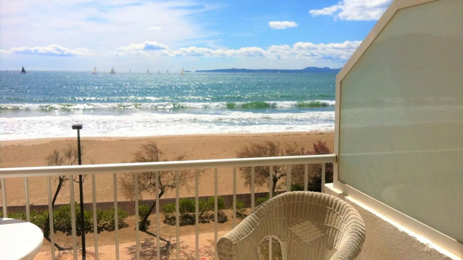 Apartamento En Primera Linea De Mar, Roses Av-06 Lejlighed